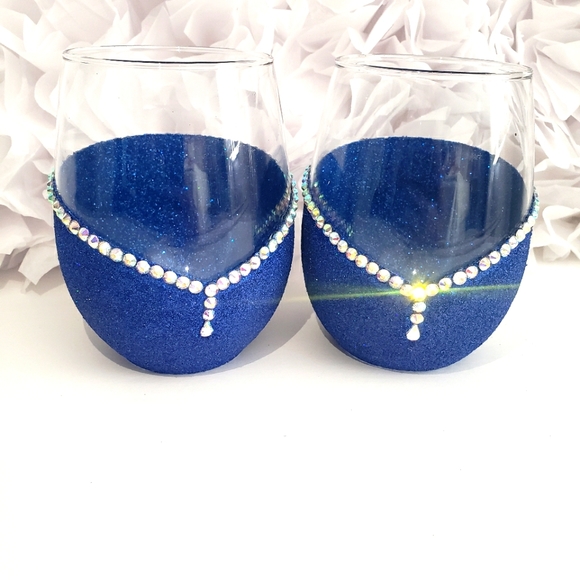Hand Crafted Other - Crystal Rhinestone 🔮 Bling Hand Crafted Wine/Water 💧🍷 Glass (Set of 2)